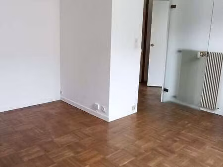 location appartement t1 à nantes quartier chu (44000) : à louer t1 / 27m² nantes quartier 