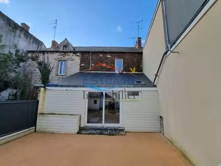 location maison à nort-sur-erdre (44390) : à louer / 82m² nort-sur-erdre