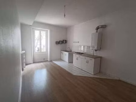 location appartement t1 à guérande (44350) : à louer t1 / 52m² guérande