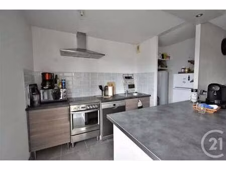 location appartement 2 pièces à laval (53000) : à louer 2 pièces / 52m² laval