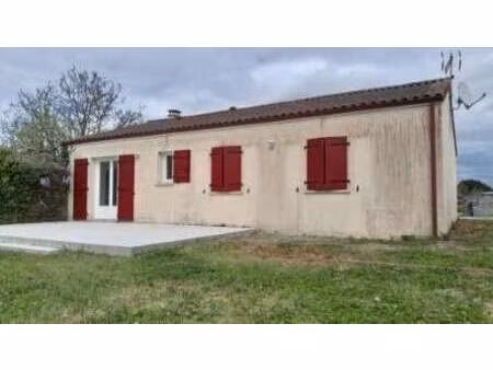 location maison à corcoué-sur-logne (44650) : à louer / 77m² corcoué-sur-logne