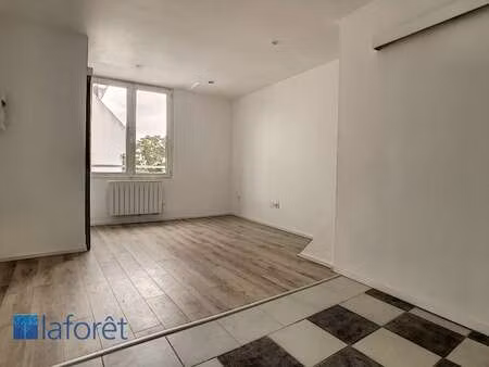 location appartement 3 pièces à ancenis (44150) : à louer 3 pièces / 34m² ancenis