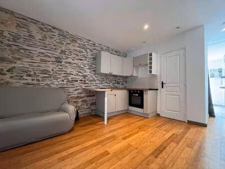 location appartement 2 pièces meublé à angers (49000) : à louer 2 pièces meublé / 27m² ang