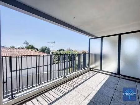 location appartement 2 pièces aux sables-d'olonne (85100) : à louer 2 pièces / 46m² les sa