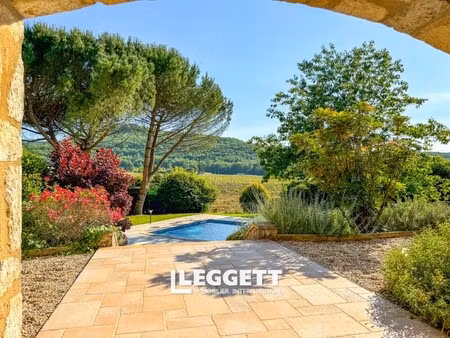 maison de luxe à vendre à vire-sur-lot