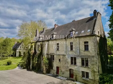 manoir à vendre dans le quartier le haut de l'isle-adam