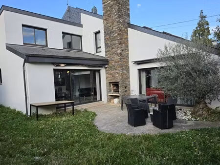 maison de luxe à vendre dans le quartier la justice