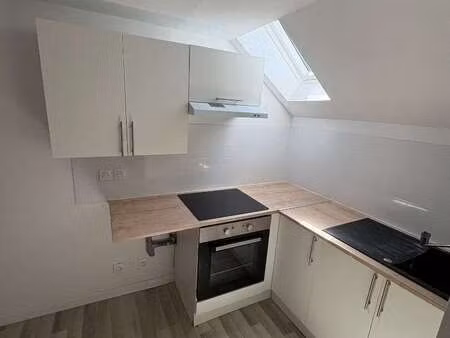 location appartement 2 pièces à baugé-en-anjou (49150) : à louer 2 pièces / 46m² baugé-en-