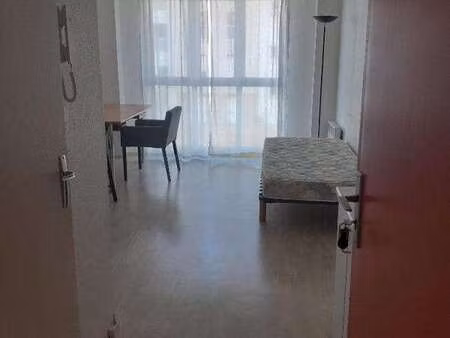 location appartement t1 meublé à nantes (44000) : à louer t1 meublé / 19m² nantes