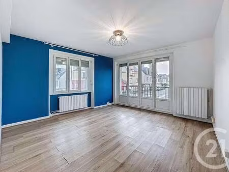 location appartement 4 pièces à brest (29200) : à louer 4 pièces / 66m² brest