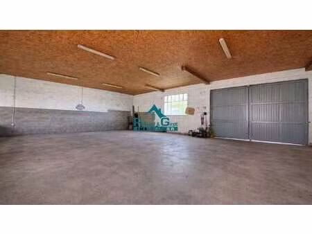 location bureaux et commerces à liffré (35340) : à louer / 280m² liffré