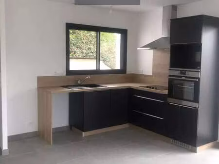 location appartement 3 pièces à josselin (56120) : à louer 3 pièces / josselin