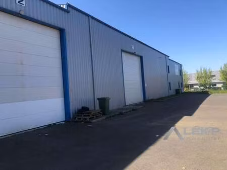 location bureaux et commerces à saint-jouan-des-guérets (35430) : à louer / 550m² saint-jo