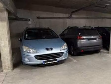 location garage box et parking à rennes (35000) : à louer / rennes