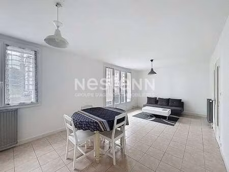 location appartement 3 pièces meublé à brest (29200) : à louer 3 pièces meublé / 71m² bres