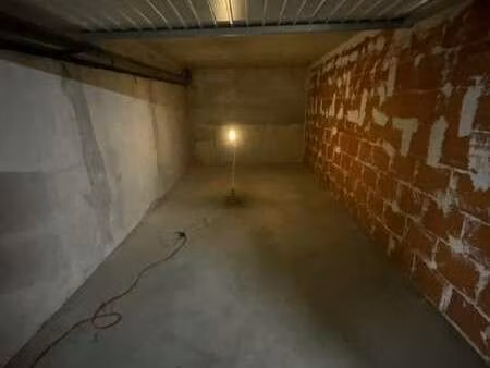 location garage box et parking à rennes nord saint-martin (35000) : à louer / rennes nord 