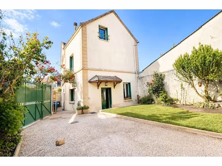 vente maison 7 pièces 160 m² à mareil-marly (78750)  895 000 €