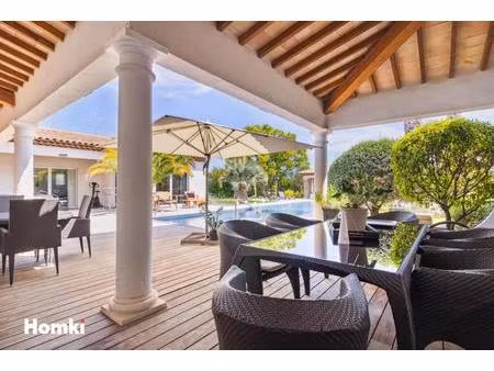 maison/villa t5 de 210 m2 à le cannet-des-maures 83340