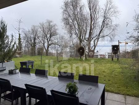 évian-les-bains : appartement avec jardin