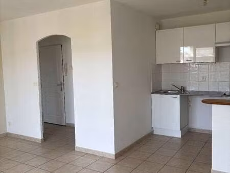 location appartement 2 pièces à blainville-sur-orne (14550) : à louer 2 pièces / 44m² blai