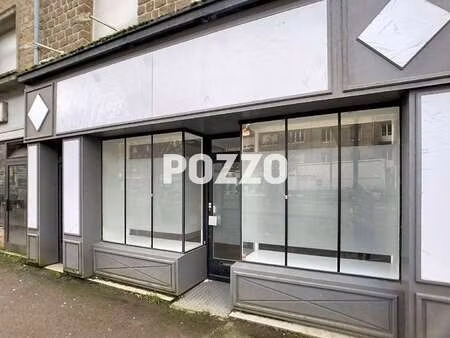 location bureaux et commerces à saint-hilaire-du-harcouët (50600) : à louer / 45m² saint-h