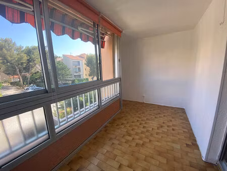 a louer - studio meublé 31m² proche mer