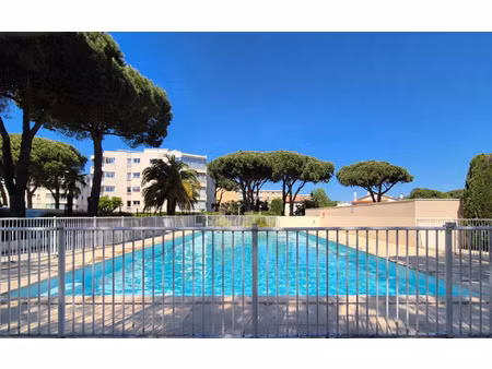 appartement fréjus 29.56 m² t-1 à vendre  131 610 €