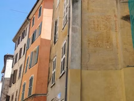 vente immeuble 239 m² draguignan (83300)