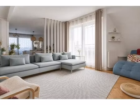 appartement lumineux 5 pièces avec balcon à cergy