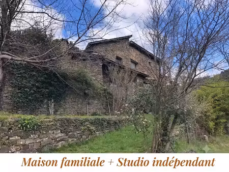 maison familiale avec studio indépendant !vennes vallée française