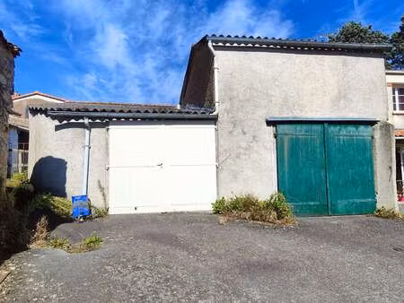 vente garage et parking à mouzillon (44330) : à vendre / 87m² mouzillon
