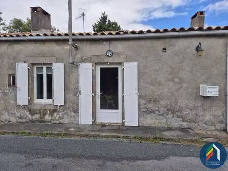vente maison à la meilleraie-tillay (85700) : à vendre / 76m² la meilleraie-tillay