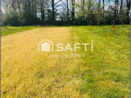vente terrain à bellevigny (85170) : à vendre / 856m² bellevigny