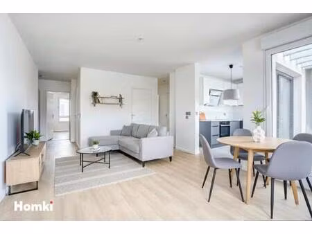 appartement t4 de 74 m2 à saint-cyr-l'école 78210  rue yves farge