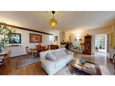 maison individuelle bois d'arcy 5 pièces 125 m²  3 chambres - 347 m² de terrain