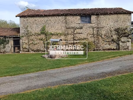 à vendre - grange à fort potentiel dans un cadre paisible