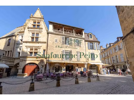 dans le centre historique de sarlat
