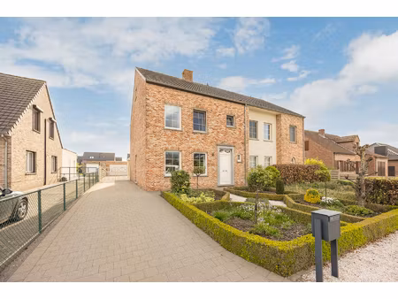 huis te koop in brecht met 2 slaapkamers