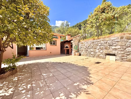 maison jumelée 3 pièces + bâtisse