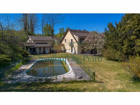 à 2km du centre historique de sarlat - périgord noir