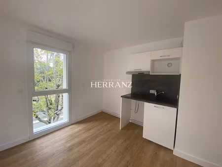 vente appartement 2 pièces 42 m² à artigues-près-bordeaux (33370)  202 000 €