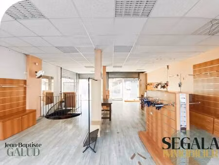 local commercial à louer