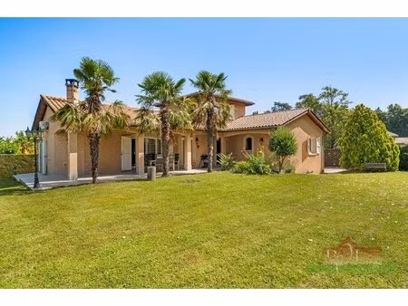 maison de luxe à vendre à chaponnay