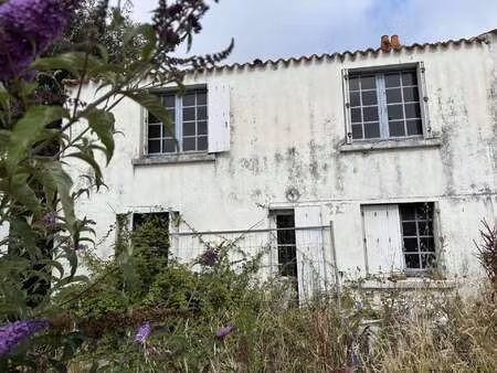 vente maison à port-joinville (85350) : à vendre / 42m² port-joinville