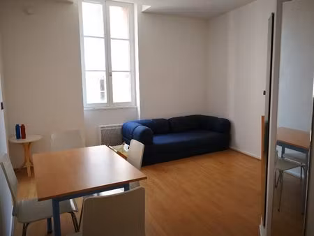 t1 bis meuble - rue des puits clos