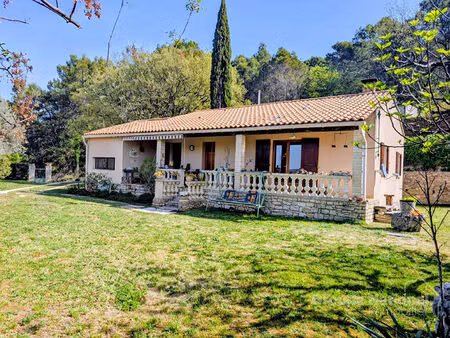 maison 4 pièce(s) 79 m2 sur un terrain de 1247m2