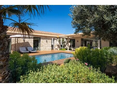 maison de luxe à vendre dans le quartier campagne ouest-zone industrielle-rastel-ponteils