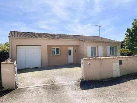 vente maison à luçon (85400) : à vendre / 95m² luçon