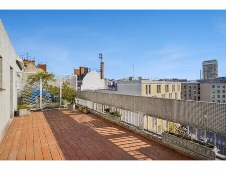 duplex de luxe à vendre dans le quartier croulebarbe