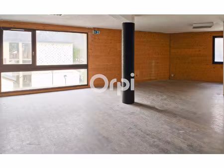 appartement bielle 107.9 m² t-2 à vendre  68 000 €